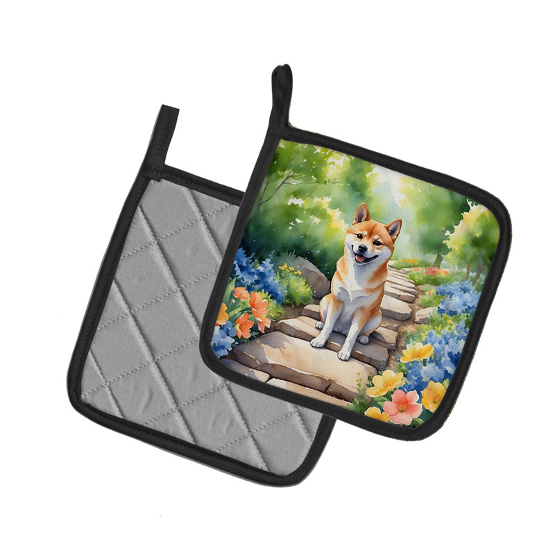 Caroline's Treasures Floral Polyester Potholder Set