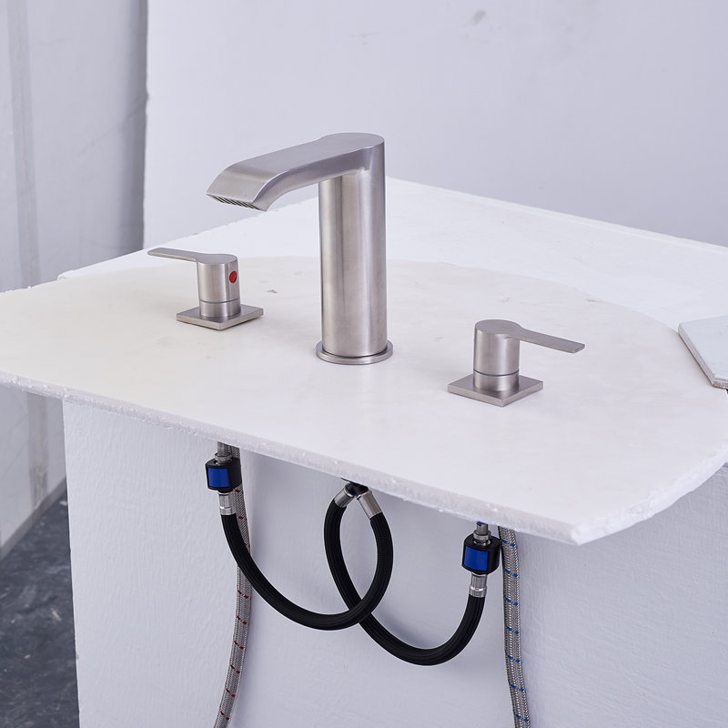 Robinet de meuble-lavabo en acier inoxydable