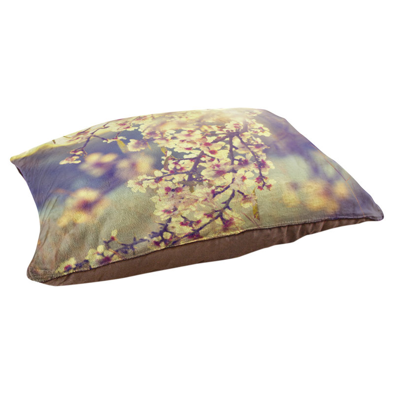 Coussin stylisés de fleurs cerises Burkey, L 42 po x l 52 po, Marron foncé