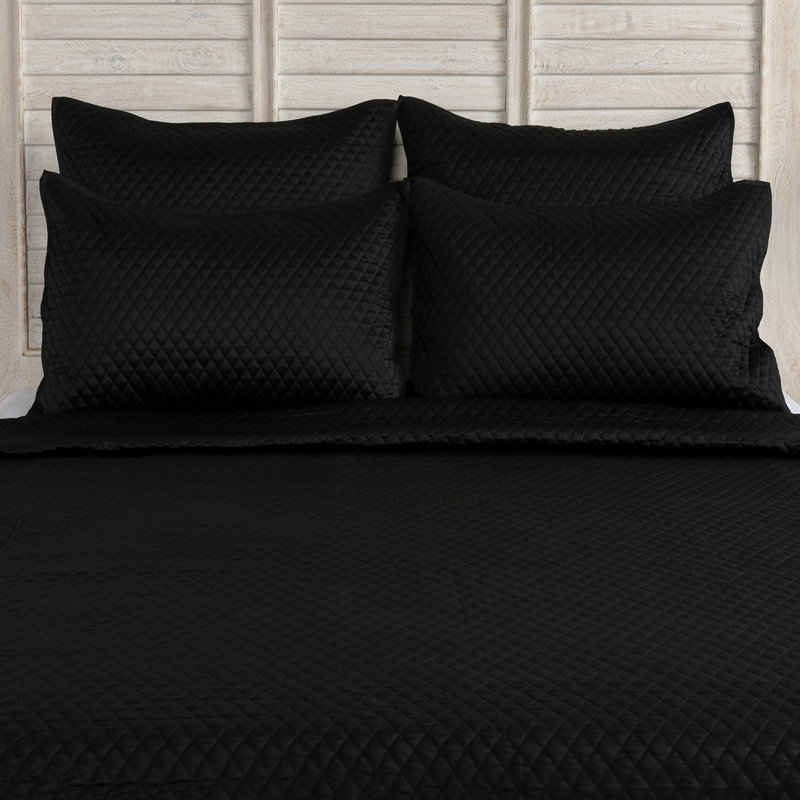 Winthrop Quilt, Queen Quilt, Black