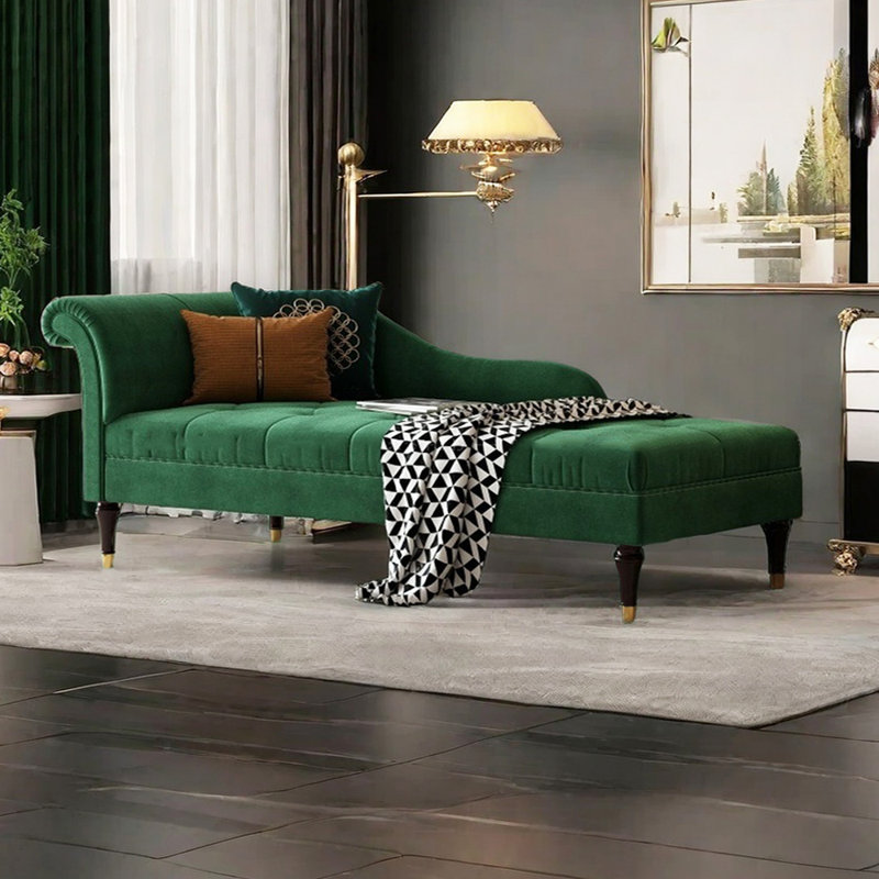 Laurentiu, Orienté à gauche (vu de face), Vert