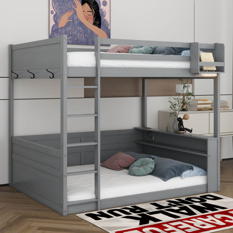 Grand lit superposé en bois avec tablettes intégrées, boîte de rangement, lumière DEL et station de charge USB, aucun sommier nécessaire