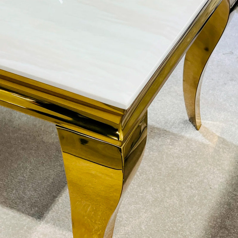 Diva dining table