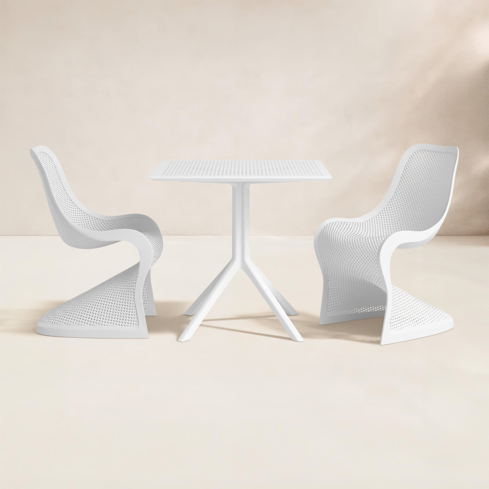 Farrah 32" Patio Bistro Set, White