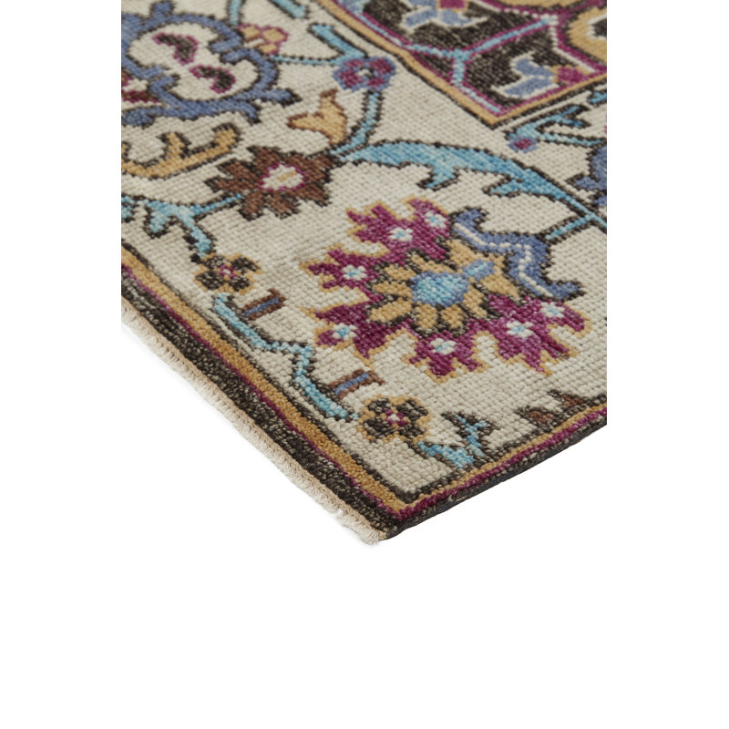 Piraj Wool Oriental Area Rug, Rectangle 2' x 3'