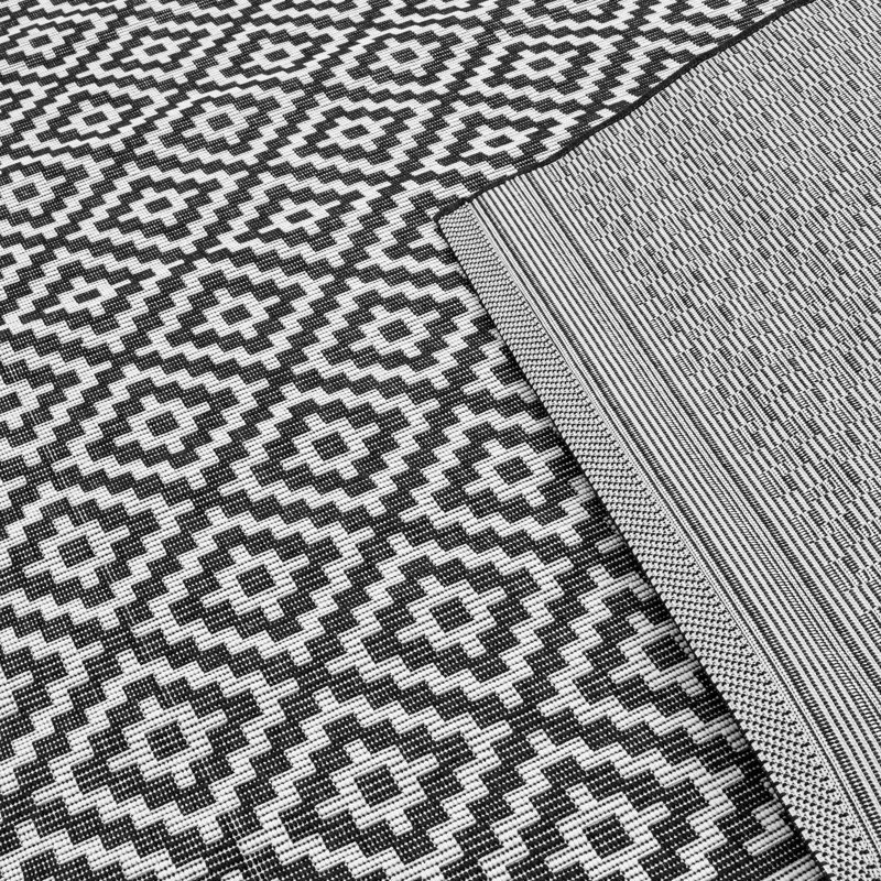 Aaima Patio Black / White Rug, Runner 66 x 240cm