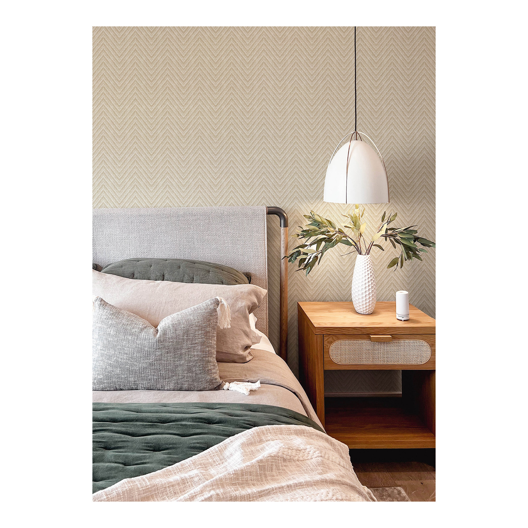 Ziggity Chevron Wallpaper, Neutral