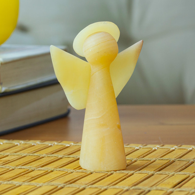 Javontaye Figurines & Sculptures