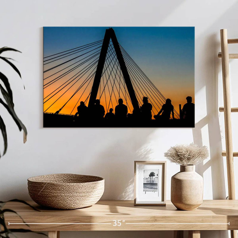 Silhouette du pont Bond, H 16 po x l 24 po