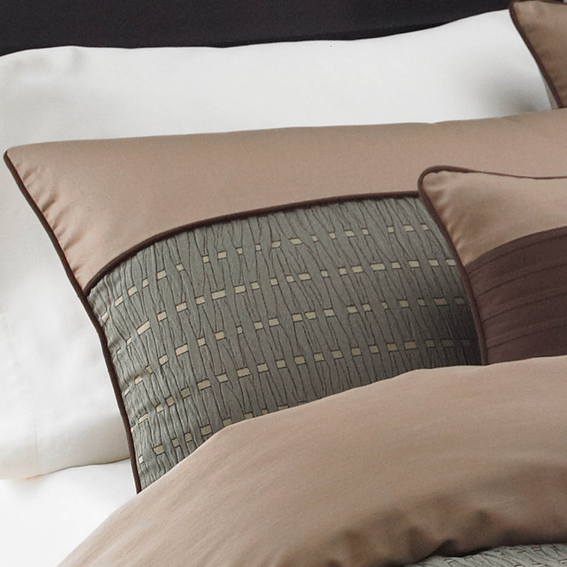 Lexia 7 Pc Queen Comforter Set