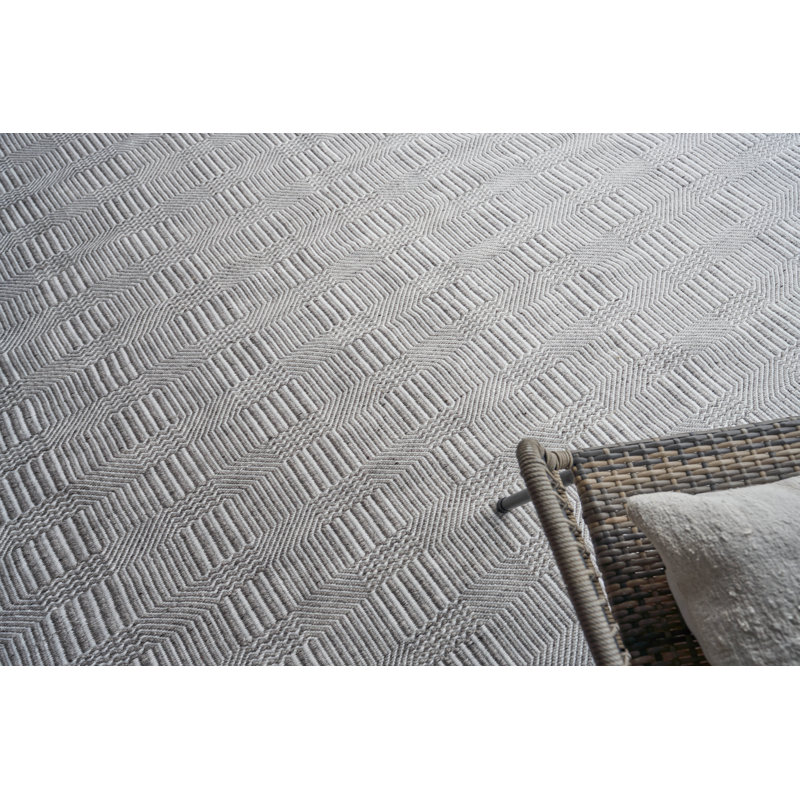 Rectangle Naples Geometric Handmade Flatweave Recycled P.E.T. Area Rug in Gray, Rectangle 5' x 8', Gray