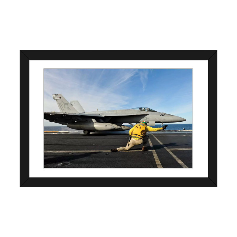 « a-signal pour lancer un f/a-18e super hornet à bord de uss nimitz », reproduction de photo sur toile, Blanc