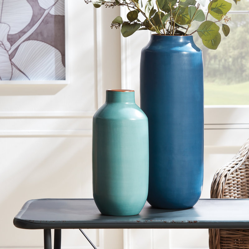 Zayas Handmade Terracotta Table Vase, Pastel Blue