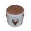 Pouf rond BBH HOMES fait main, écologique, en toile et cuir beige-gris - 45,7 x 45,7 x 45,7 cm. Forme ronde, couleur beige-gris, design moderne, revêtement en toile et cuir, rembourrage en coton recyclé. Parfait pour le salon, le bureau, la terrasse ou le bureau.