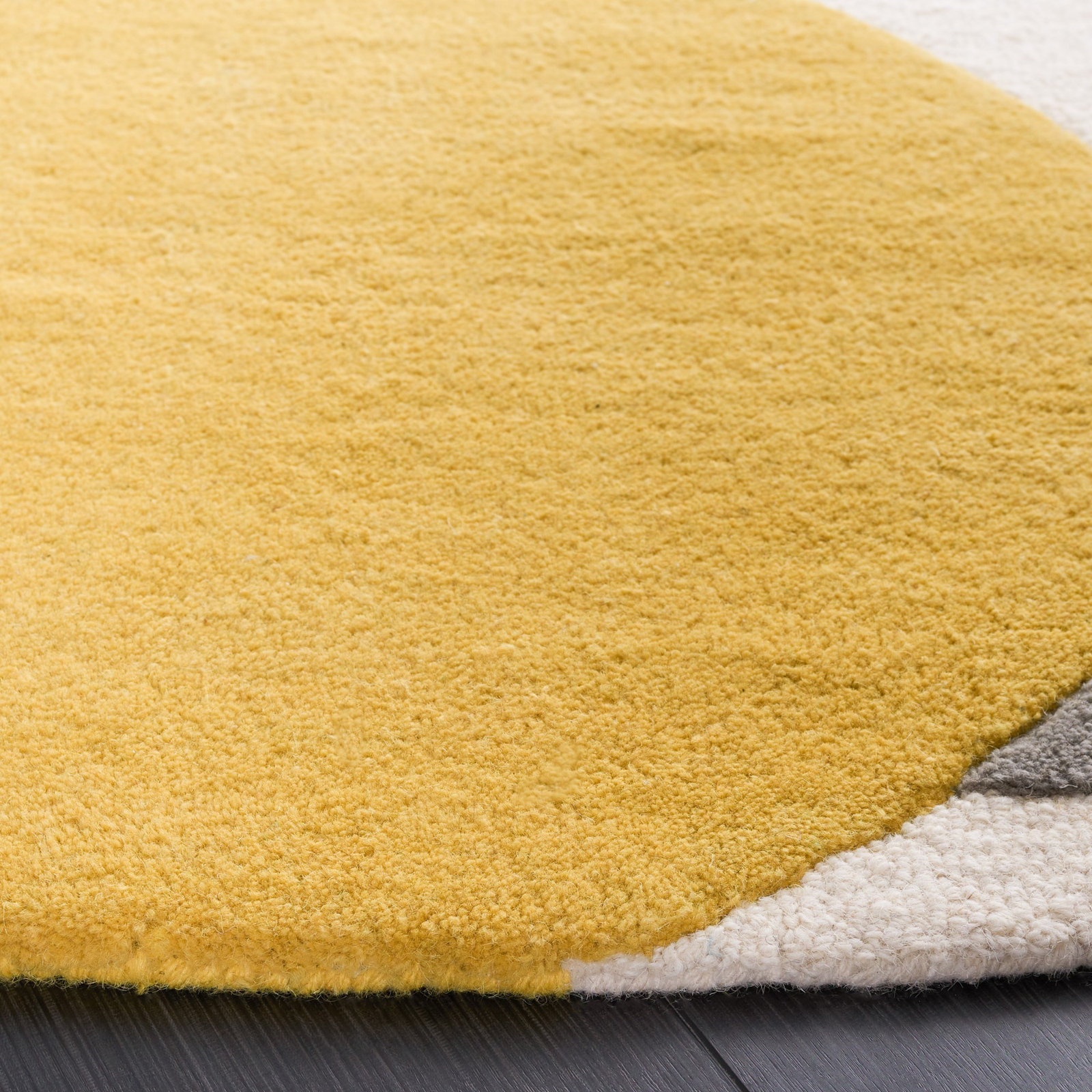 Felipe Gray Gold Hand-Tufted Wool Geometric Rug, Round 6'