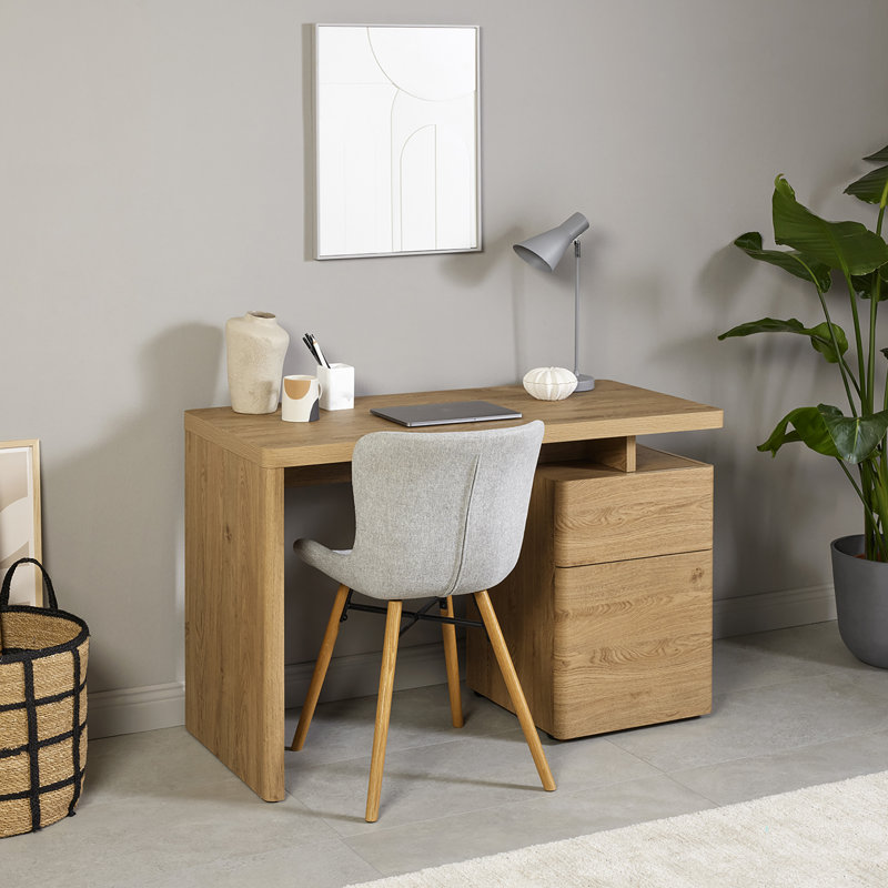 Bureau Cuuba, Chêne Montant