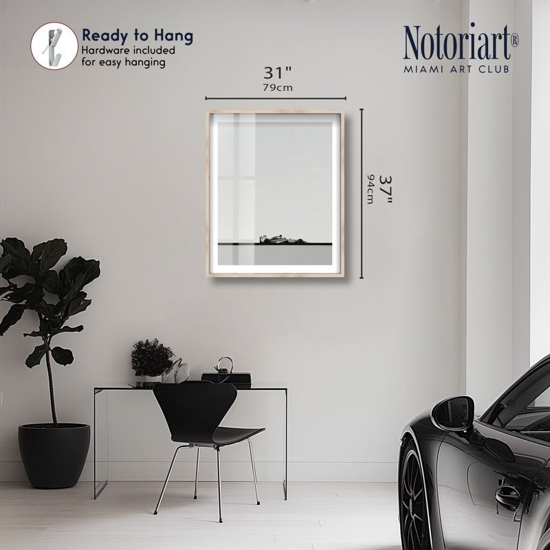 Décoration murale "Shadowbox" Silent Speed II par Notoriart, structure en chêne naturel, H 37 po x l 31 po, H 37 po x l 31 po