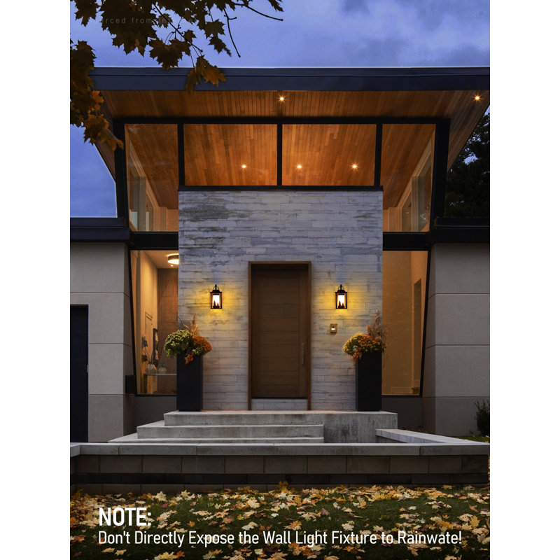Delore Aluminum Wall Light