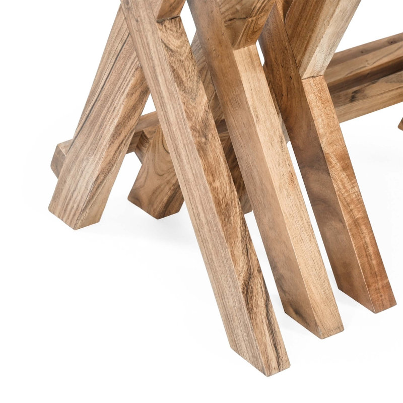 Tables gigognes en bois massif