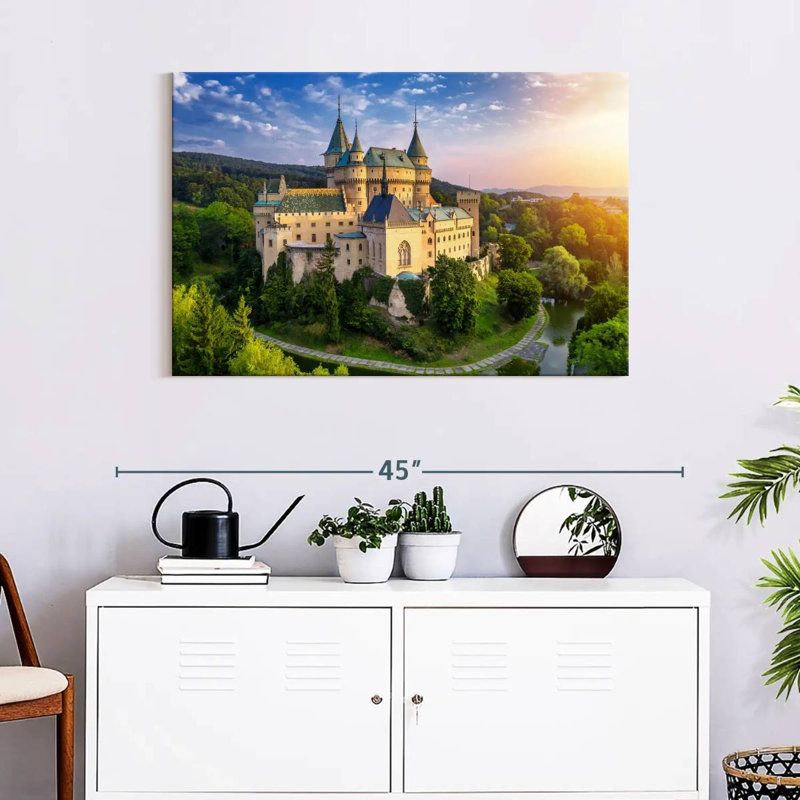 Lilie Majestic Bojnice Castle, 24" H x 36" W