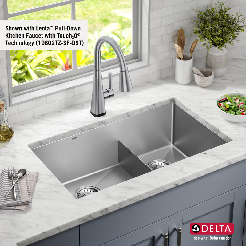 Delta Lenta 32" Satin Stainless Steel Double Bowl Undermount Kitchen Sink