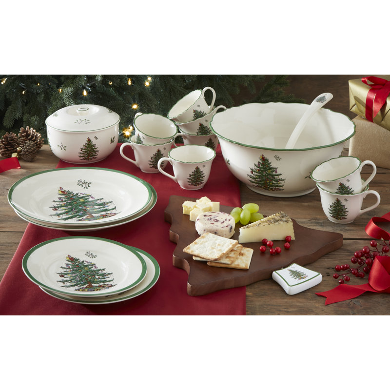 Spode Christmas Tree Round Earthenware Covered Deep Dish with Lid