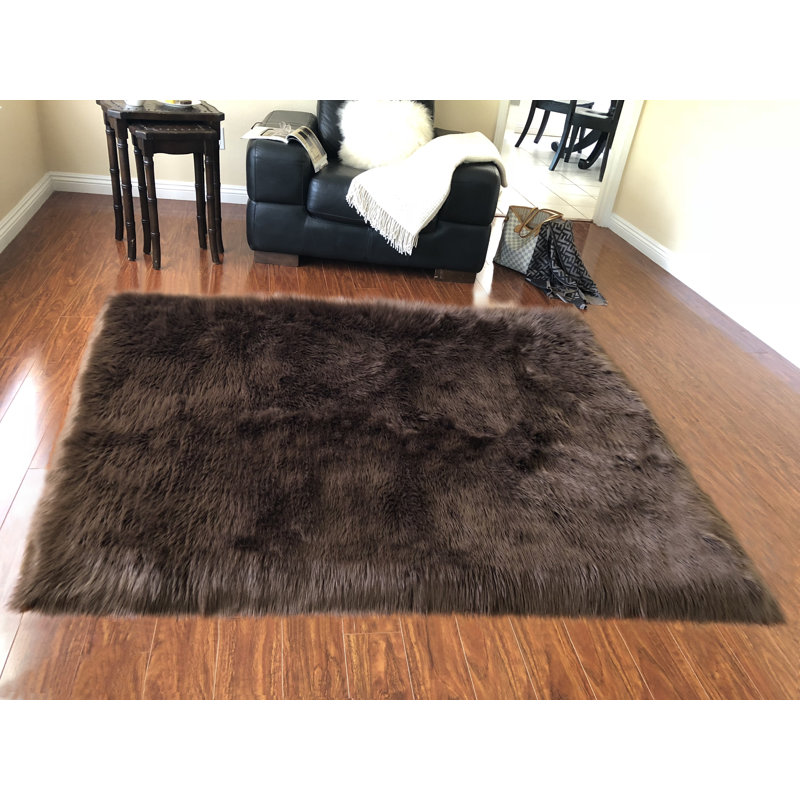 Whisenhunt Performance Faux Sheepskin Washable Indoor Rug, Rectangle 4' x 6'
