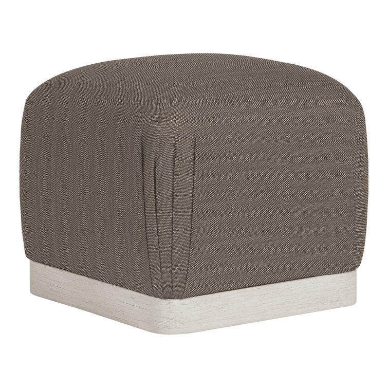 Nola Ottoman