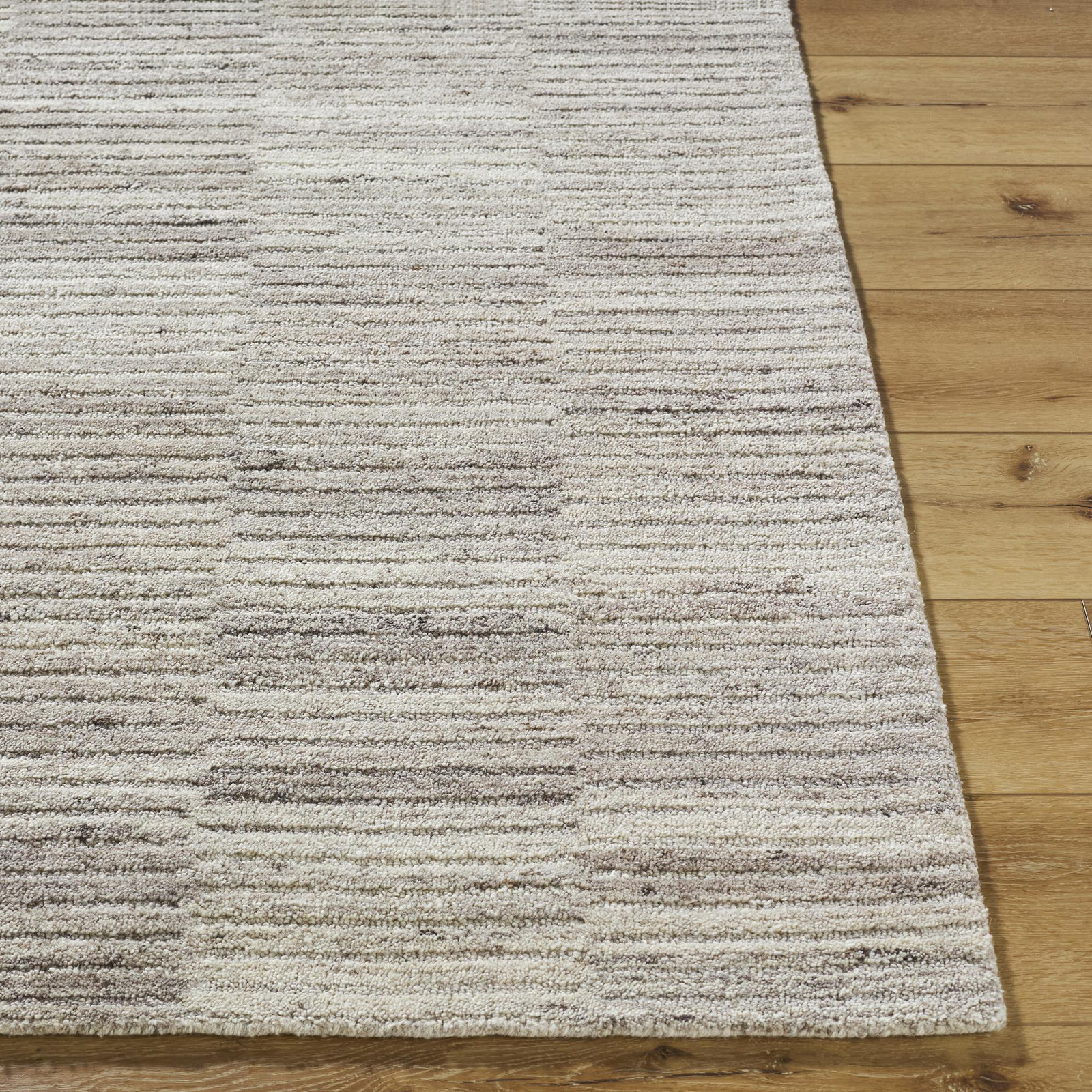 Mari Global Hand Tufted Area Rug, Rectangle 2' x 3'