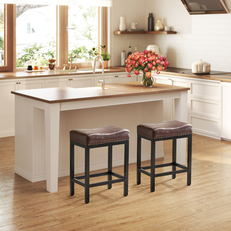 24 Inch Bar Stools Set Of 4, Upholstered Modern Counter Height Bar Stools For Kitchen Island Modern PU Leather Sadless Stools Chair With Metal Base And Footrest