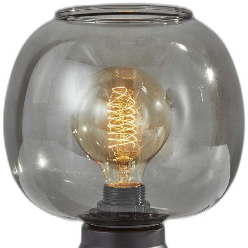 Glynda Metal Table Lamp