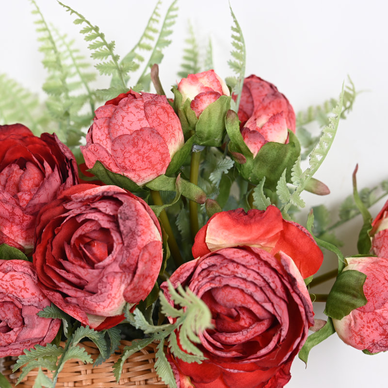 Arrangement floral de pivoines artificielles printemps avec panier pour porte d'entrée murale, Rouge