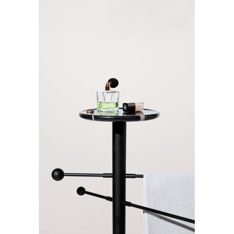 Toallero Towel Stand, Black