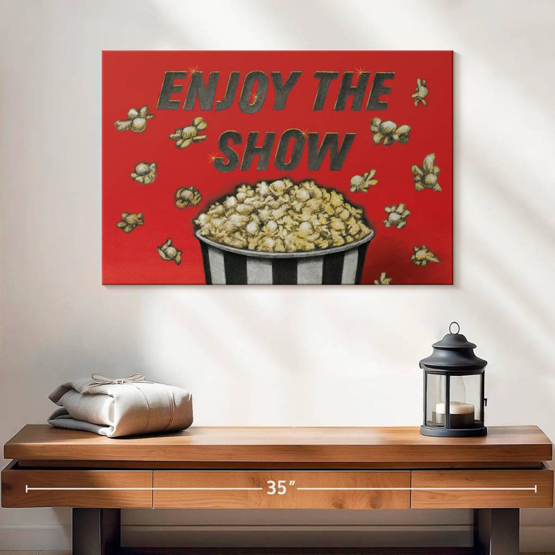 Yarlin Enjoy The Show Red, 16" H x 24" W