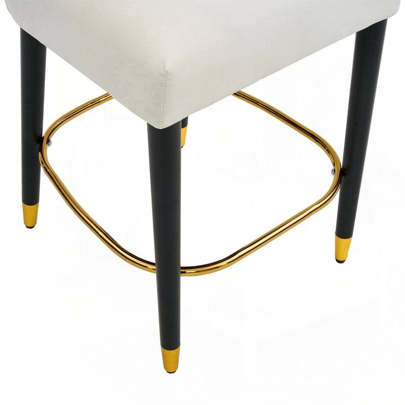 Tabouret de bar avec repose-pieds élégant et revêtement moelleux pour une expérience luxueuse, Beige