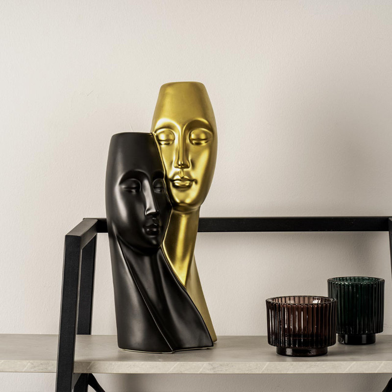 Decorative Couple Sculpture for Living Room, Ceramic Craft Figurine Home Decor Ornament, Black/Gold