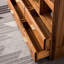 Bibliothèque entièrement en bois massif