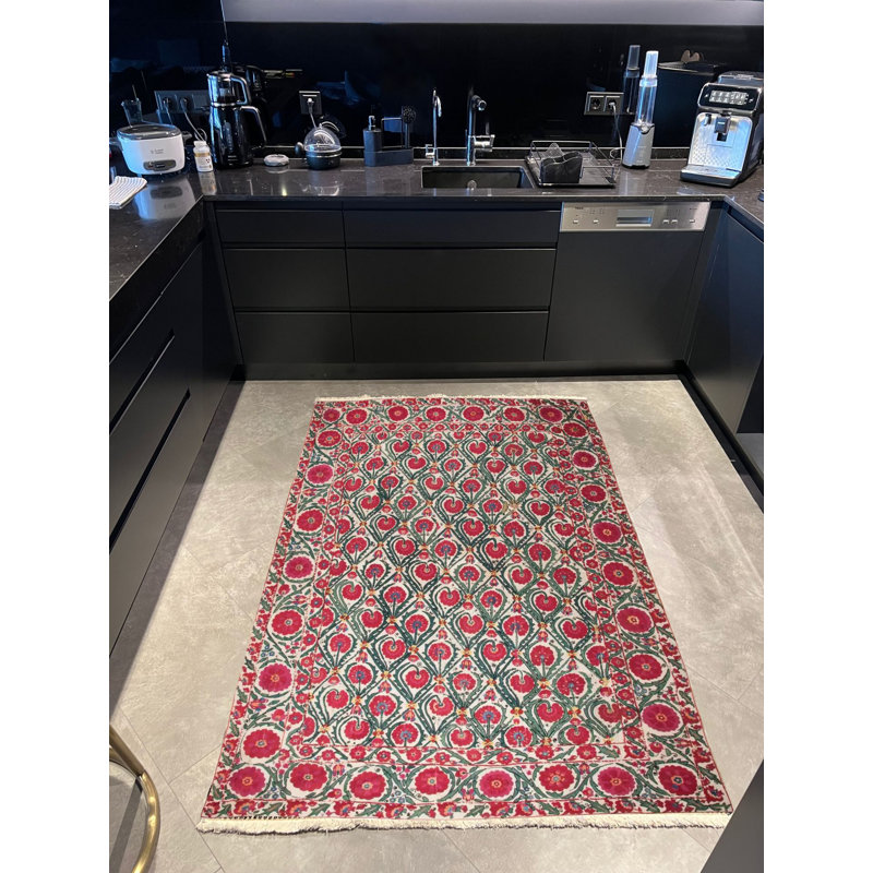 Suzani Uzbek-Themed Woven Base Rug, Rectangle 4 pi 7 po x 6 pi 6 po