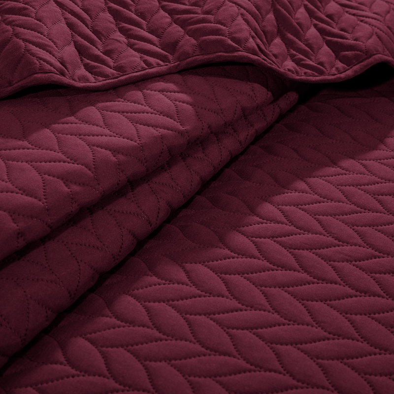 Microfiber Embossed Queen Quilt Sets| Hotel-Quality Bedspread, Burgundy, Queen Bedspread ( 90 x 96)+ 2 Standard Pillowcases