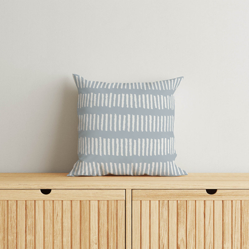 Coussin décoratif lignes d'escrime, H 16 po x l 16 po, Bleu ardoise / rayures bleues