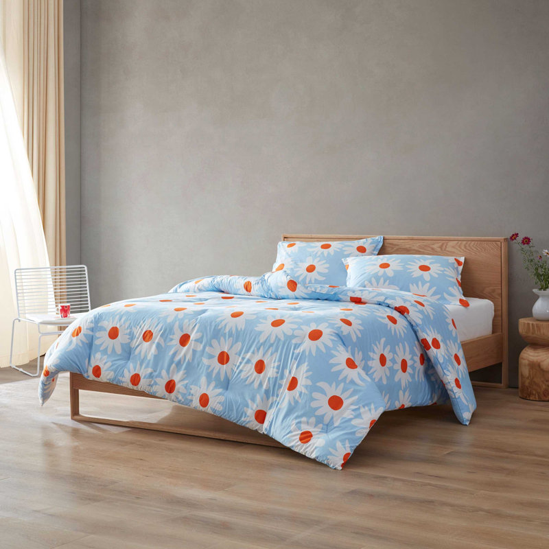 Marimekko Rakastaa Ei Rakasta Cotton Blue Comforter Set, King Comforter + 2 King Shams