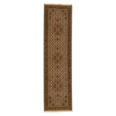 Tapis de couloir noué à la main