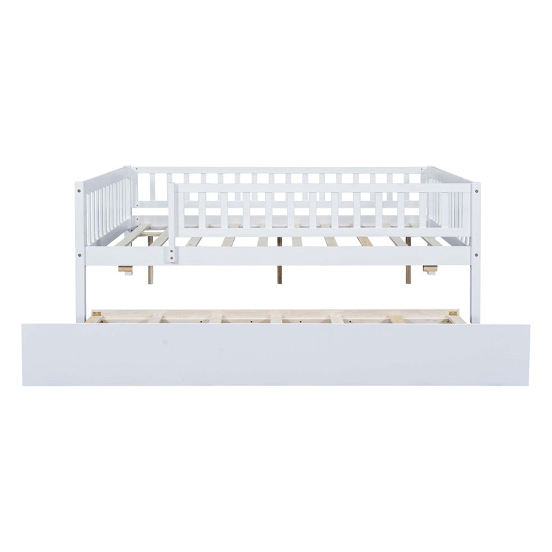 Sturdy  Wood Daybed With Trundle, Fence Guardrails, And Maximized Space For Safety And Comfort, White, Full