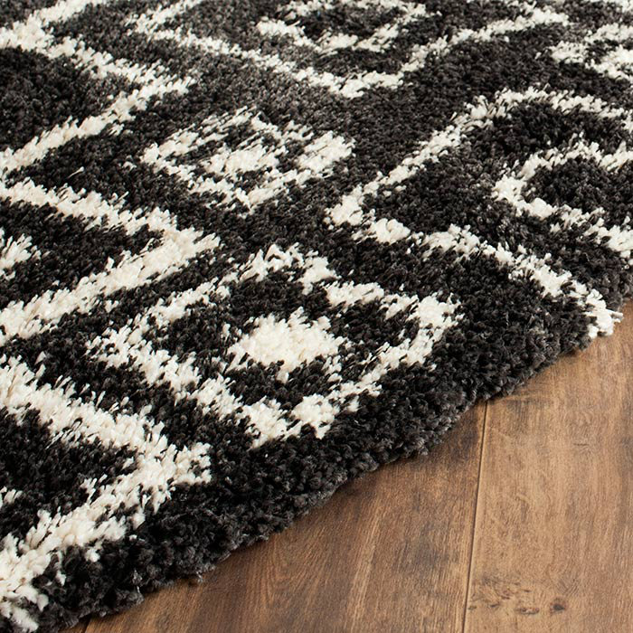 Ritney Sgb-Belize Shag Performance Geometric Rug