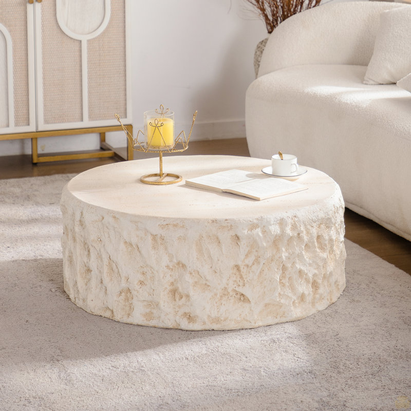 Table basse ronde avec centre et tables basses pré-modernes