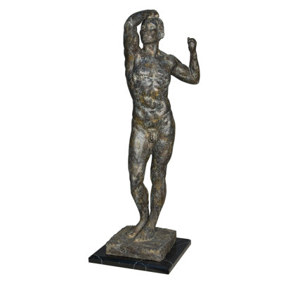 Rodin debout sur une base en marbre