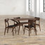 Ensemble repas pour quatre personnes