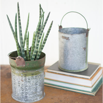 Ensemble de 2 vases de table en métal argentés / verts Anabeatriz