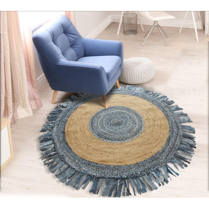 Whimsical Hand-braided Natural Fiber Jute Round Indoor Area Rug with Fringe, Round 3'6"