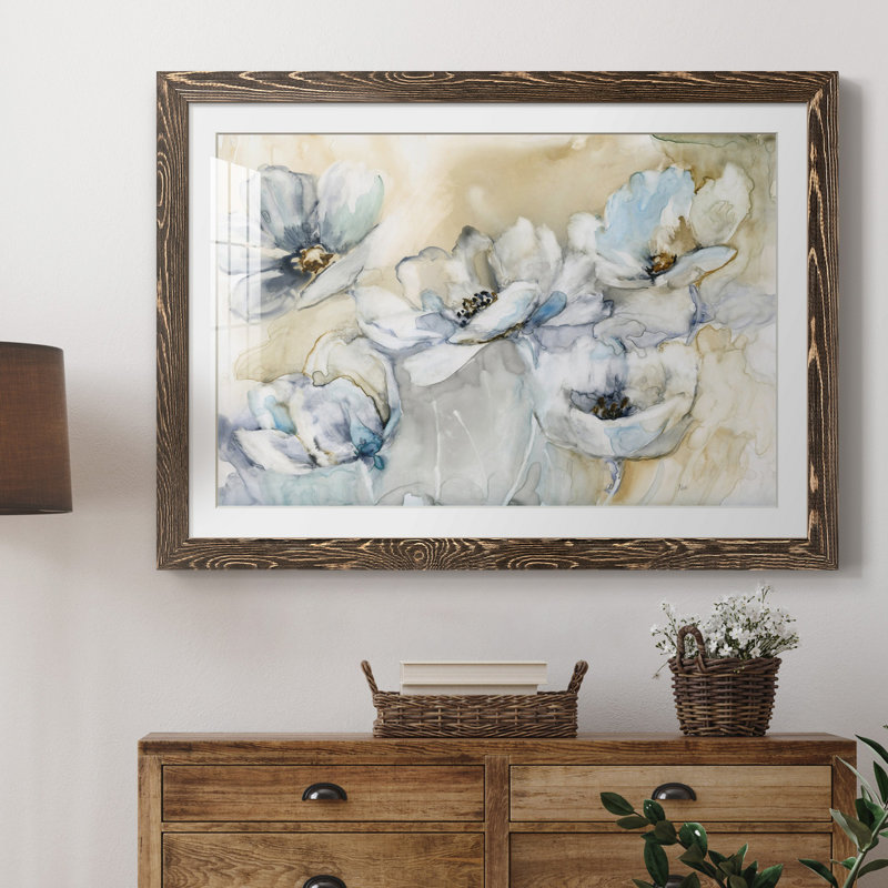 Doux fleurs - reproduction de cadre photo sur papier, H 31 po x l 44 po x P 1 po, Papier, cadre noyer